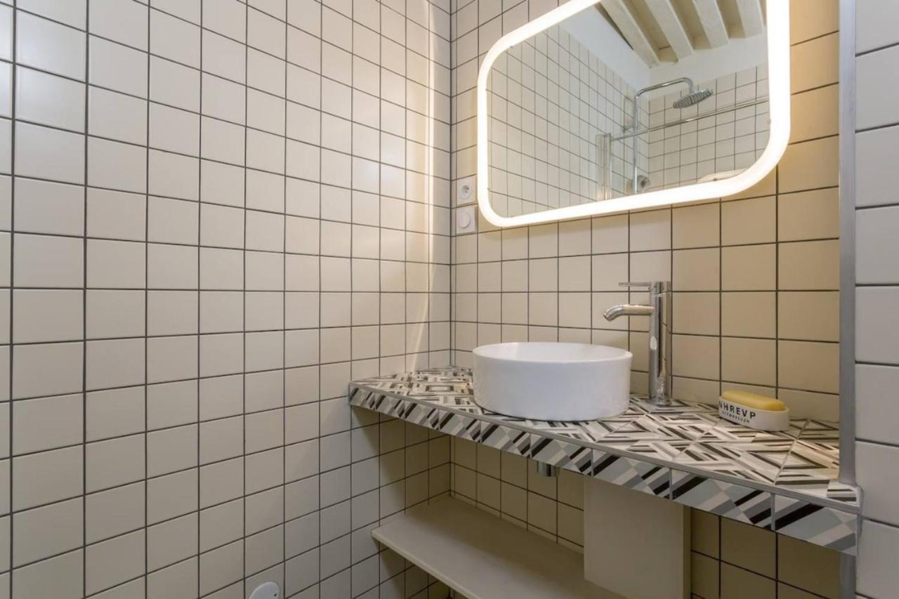 Character Apartment 6 People - City Center Lyon Dış mekan fotoğraf